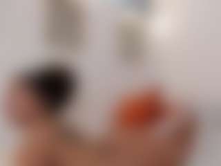 Karlyee's Live Sex Cam Show