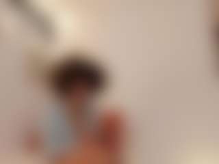 Karlyee's Live Sex Cam Show