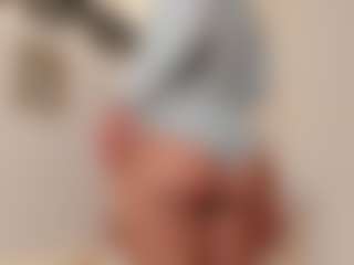 Karlyee's Live Sex Cam Show