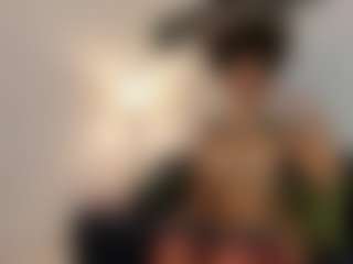 Karlyee's Live Sex Cam Show