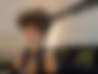 Karlyee's Live Sex Cam Show