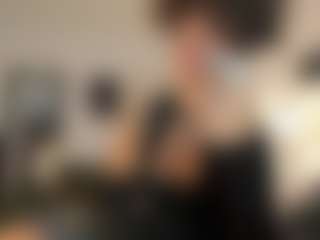 Karlyee's Live Sex Cam Show