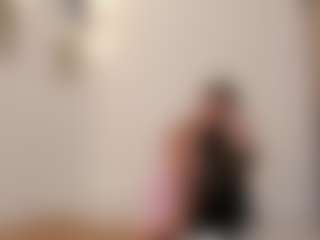 Karlyee's Live Sex Cam Show