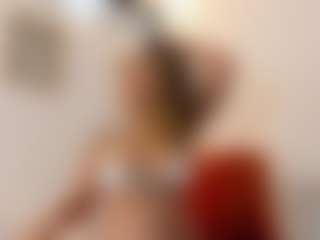 Karlyee's Live Sex Cam Show