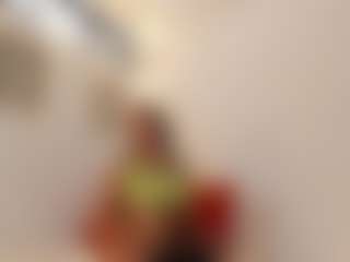Karlyee's Live Sex Cam Show