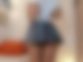 Karlyee's Live Sex Cam Show