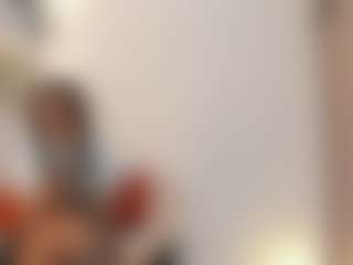 Karlyee's Live Sex Cam Show