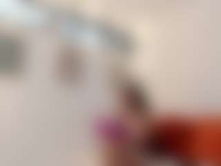 Karlyee's Live Sex Cam Show
