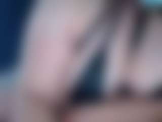 candiicane999's Live Sex Cam Show