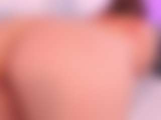 Live cam show with Taylor Brave - Latina on StripNow | colombia