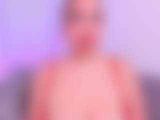 Live cam show with Taylor Brave - Lush on x69.live
