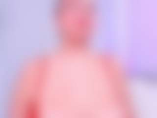 Live cam show with Taylor Brave - Curvy Latina on Hubzter Live | colombia