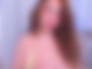 Live cam show with Taylor Brave - BBW Young Adult on livesuperchat.net