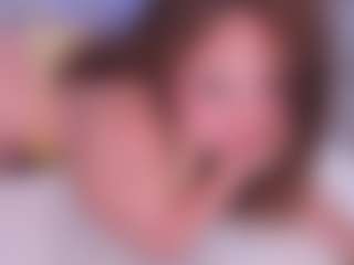 Live cam show with Taylor Brave - Brown Hair Teen (18+) on TottyGirls