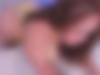 Live cam show with Taylor Brave - Big Tits on SquirtSoMuch