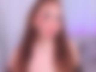 Live cam show with Taylor Brave - Bedroom on madthumbs