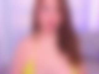 Live cam show with Taylor Brave - Bikini on Camsoda