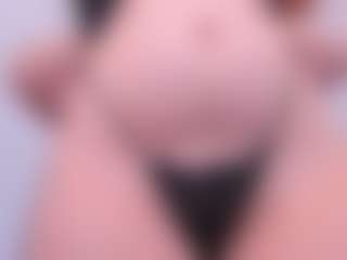 Live cam show with Taylor Brave - Thick on crypto-cams