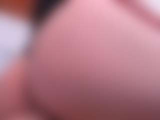 Live cam show with Taylor Brave - Tease Latina on Dare Cams | colombia