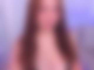 Live cam show with Taylor Brave - Thick on 1on1-livenow