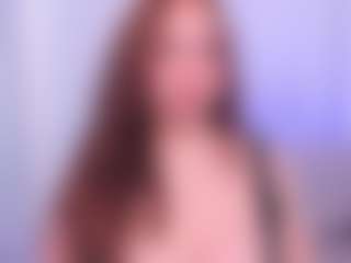 Live cam show with Taylor Brave - Thick on googirlz