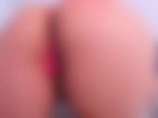 Live cam show with Taylor Brave - Big Tits on nudelive.tv