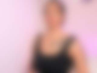 Live cam show with sophiastone - BBW on livesuperchat.net