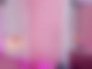 Live cam show with sophiastone - Public on Camsoda