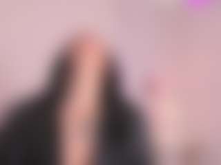Spettacolo in cam dal vivo con sophiastone - Double Penetration su Camsoda
