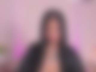 Live cam show with sophiastone - Double Penetration on TeamSkeetLive