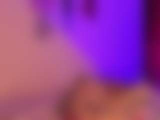 Live cam show with annitalopez - Anal Toys on liverealitysex.com