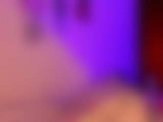 Live cam show with annitalopez - Bedroom on camgirlchat.live