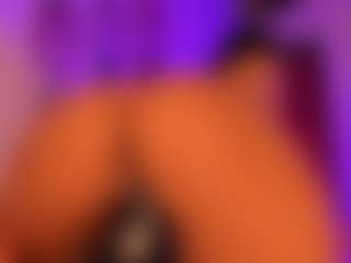 Live cam show with annitalopez - Amateur on milfzrlive.com
