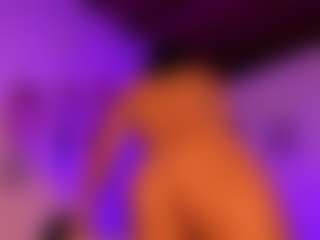 Live cam show with annitalopez - Oil on Milfs Live