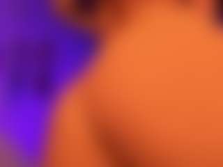 Live cam show with annitalopez - Oil on CamSodaAdn