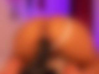 Live cam show with annitalopez - Oil on realtime-chat