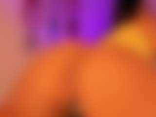 Live cam show with annitalopez - Bikini on Hubzter Live