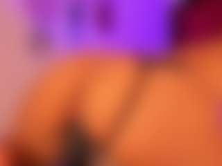 Live cam show with annitalopez - Athletic Asshole on Camsoda Late Night