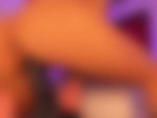 Live cam show with annitalopez - Athletic Fetish on StripNow