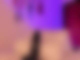 Live cam show with annitalopez - Oil on Gym Cam Girls