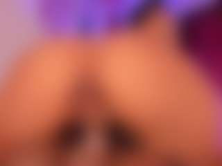 Live cam show with annitalopez - Handjob on Mixed Magazine Live