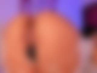 Spettacolo in cam dal vivo con annitalopez - Anal su Camsoda