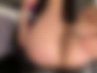 arixana's Live Sex Cam Show