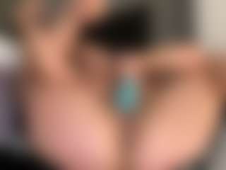 arixana's Live Sex Cam Show