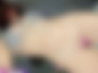 Live cam show with daliz-20 - Striptease on Fapmatic.com