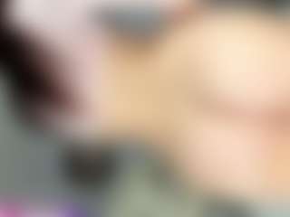 Live cam show with daliz-20 - Public on Streamer API