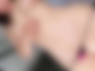 Live cam show with daliz-20 - Fingers on Mixed Magazine Live