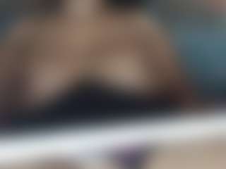 Aliccia's Live Sex Cam Show