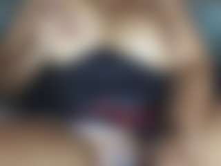Aliccia's Live Sex Cam Show