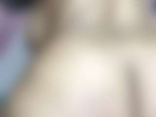 Live cam show with Aliccia - Granny on studioflirtlive.com
